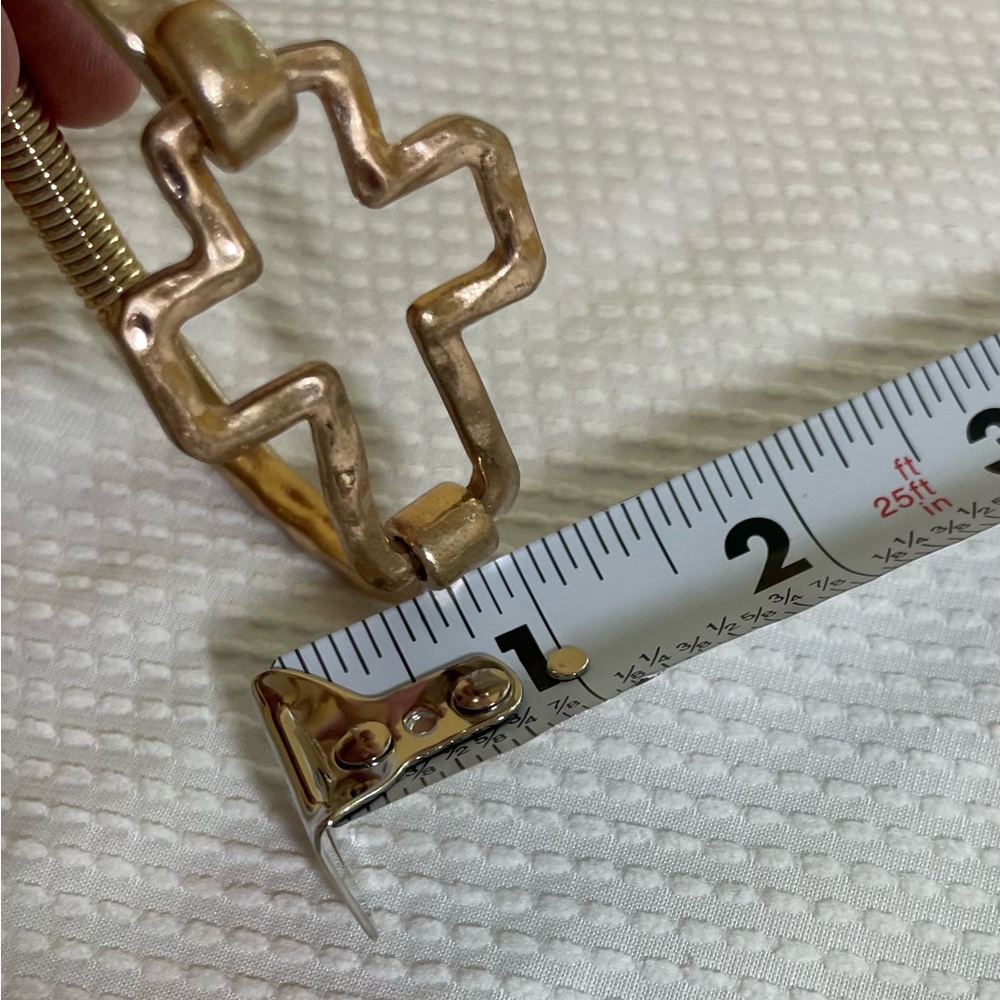 Source Unknown Gold Cross Bracelet - Picture 4 of 5